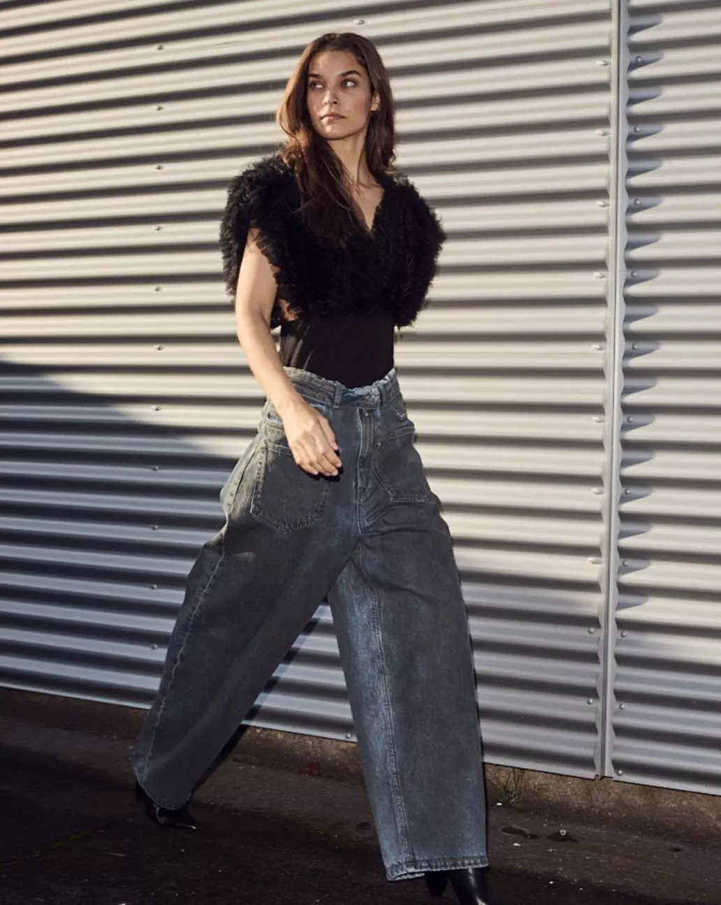 Haute L'Amitié - Flip Waist Pocket Jeans HL10228 - Black main image 1