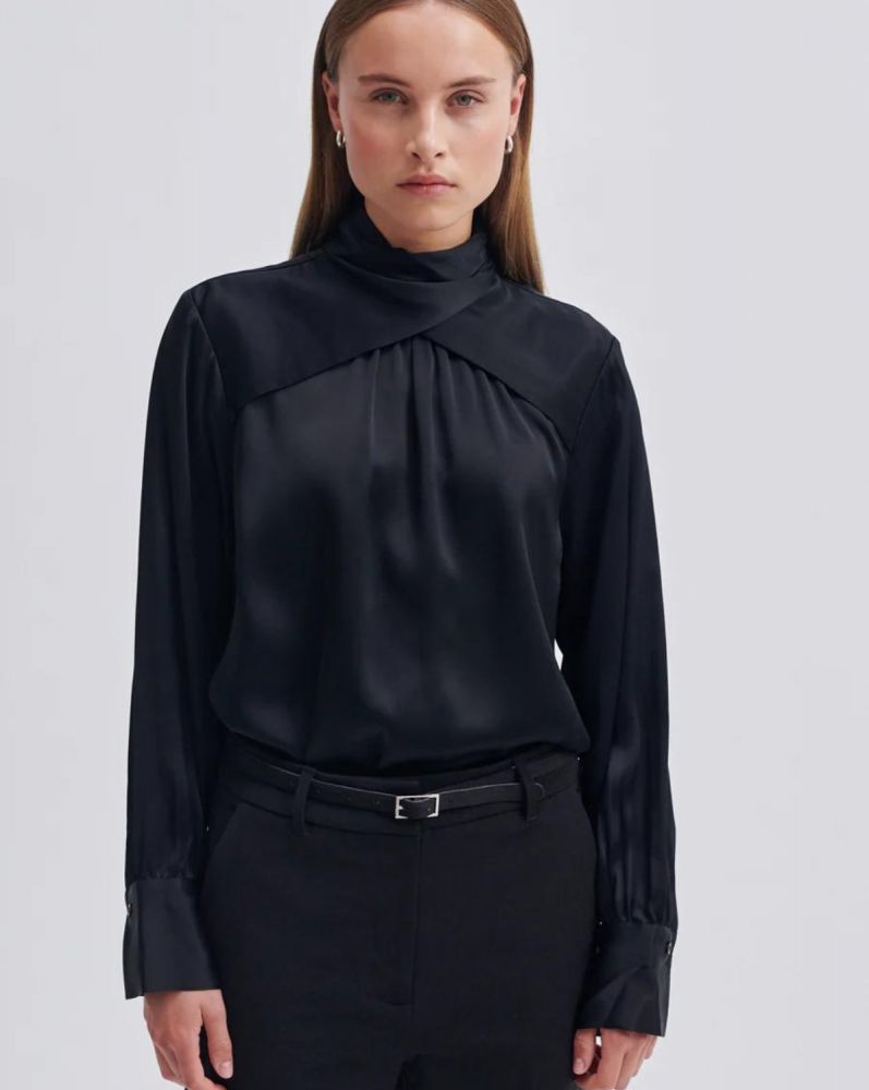 Second Female Erina Blouse