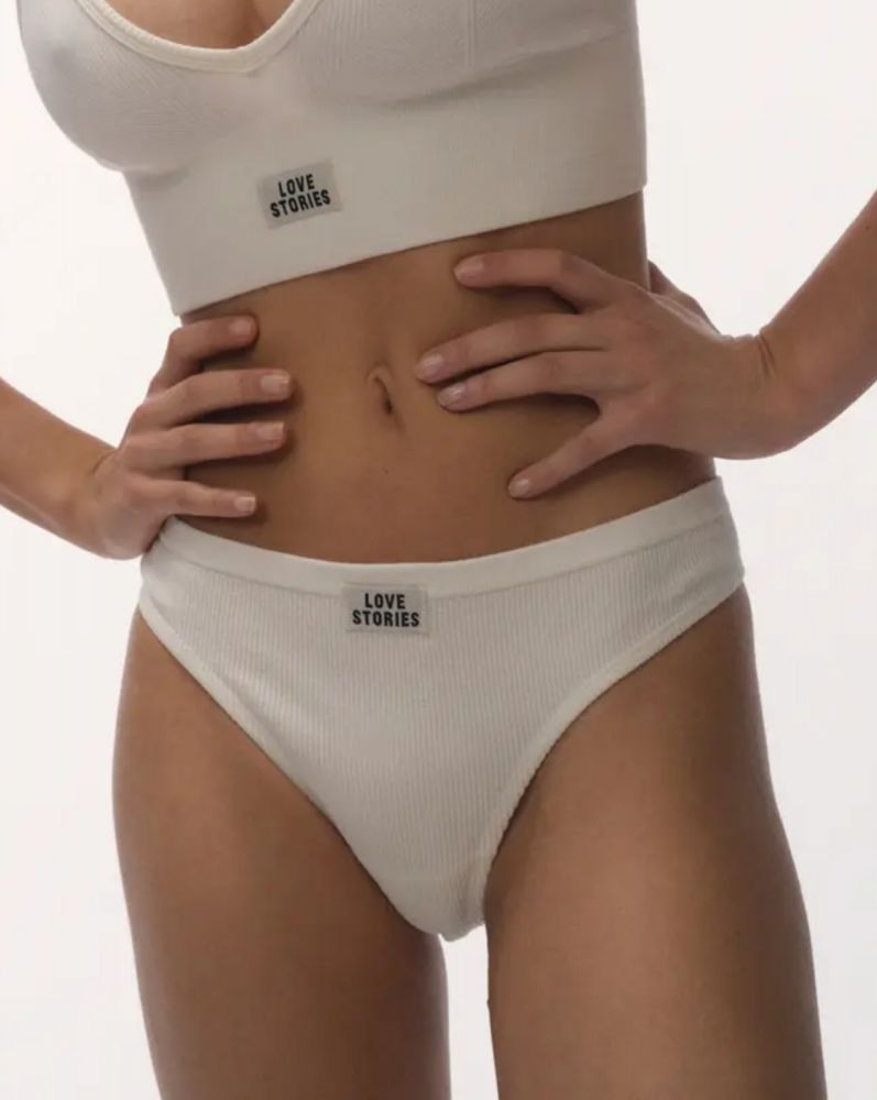 Love Stories Lima Comfy String White