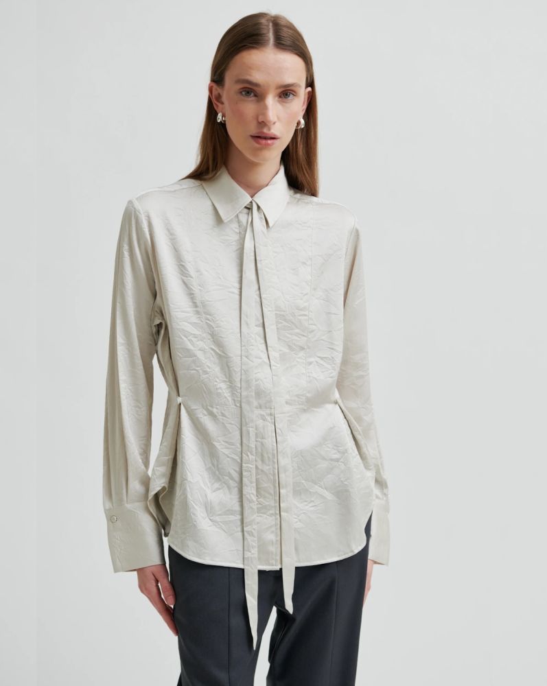 Second Female Elia Yoke Shirt jet stream