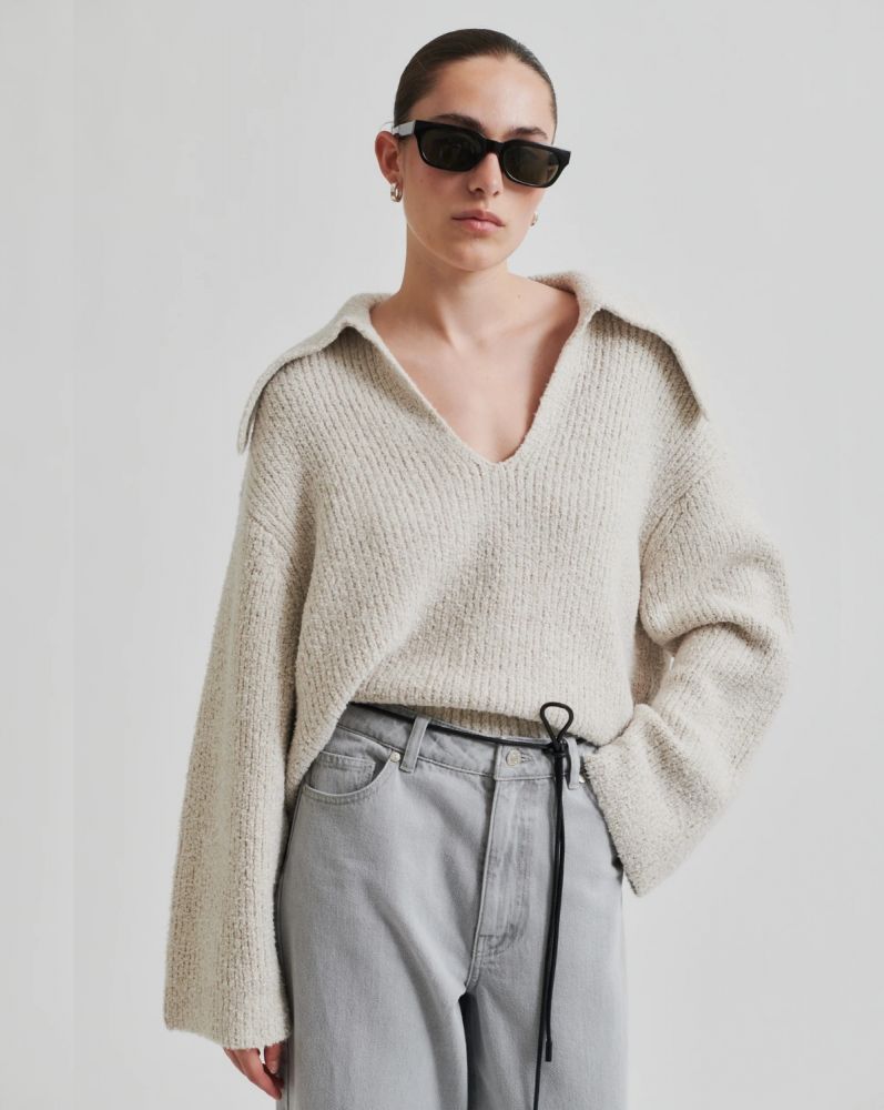 Second Female Gerda Knit Collar 5943