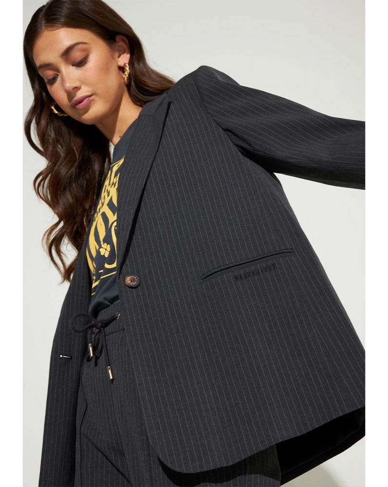 Harper and Yve abbey blazer 