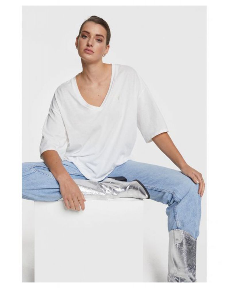 Alix The Label Oversized V-Neck T-Shirt White