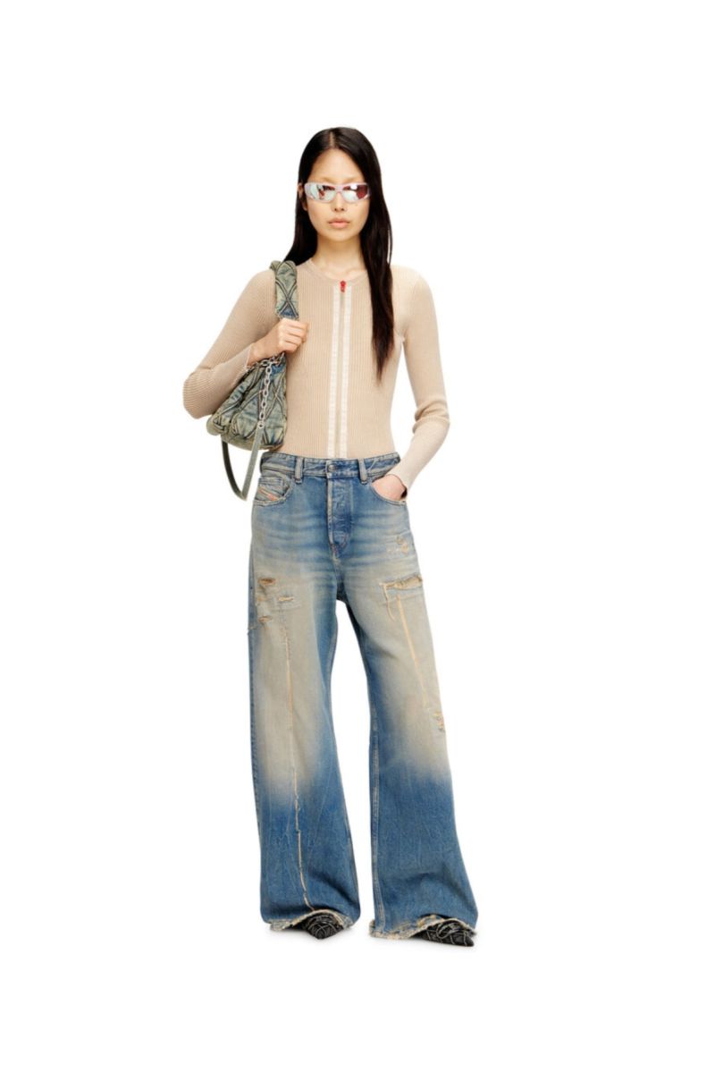 Diesel 1996-D-SIRE A06925 09N29 wide leg jeans
