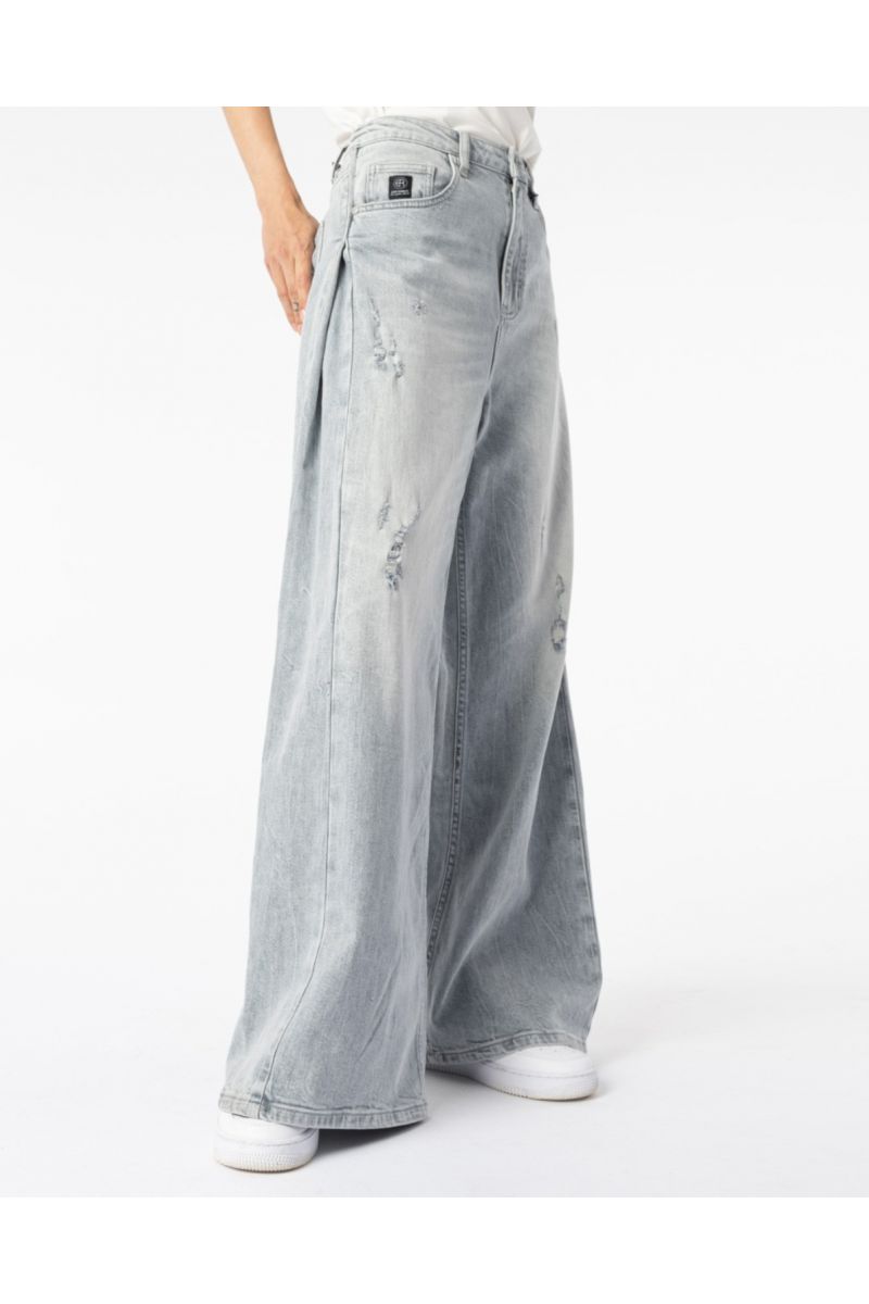 Elias Rumelis Eireen Demin Grey