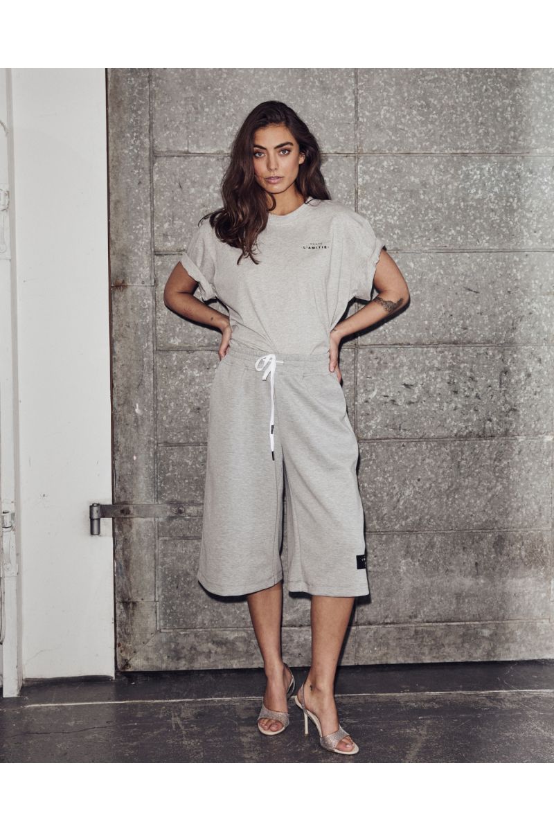 Haute L’Amitié HL Crew Neck Crop Tee Grijs Melange