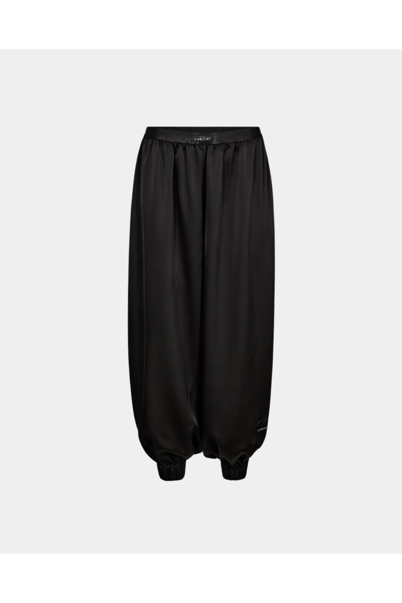Haute L'Amitié Evita Crop Harem Tall Pant Black