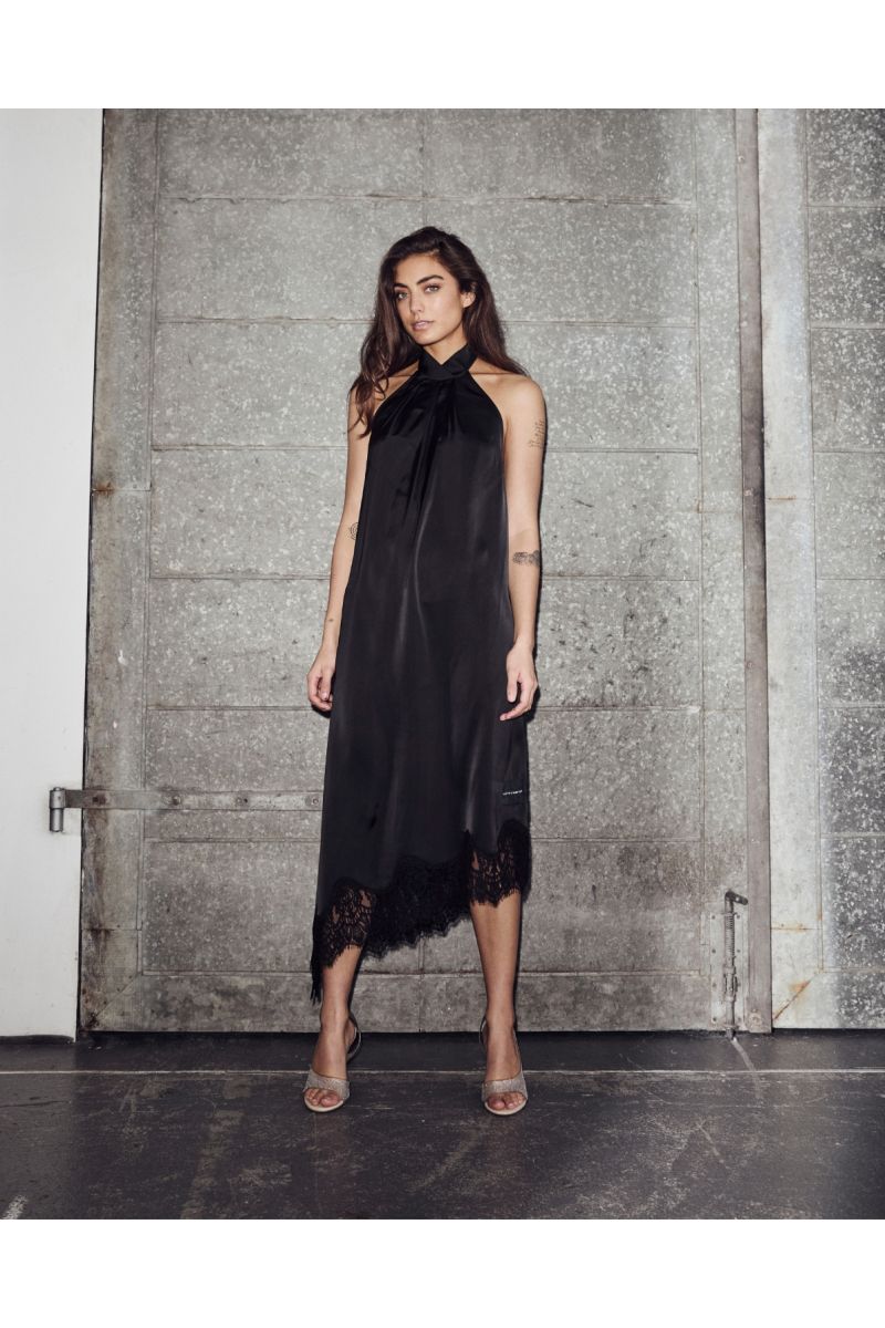 
Haute L'Amitié Naomi Asym Halter Dress Zwart
