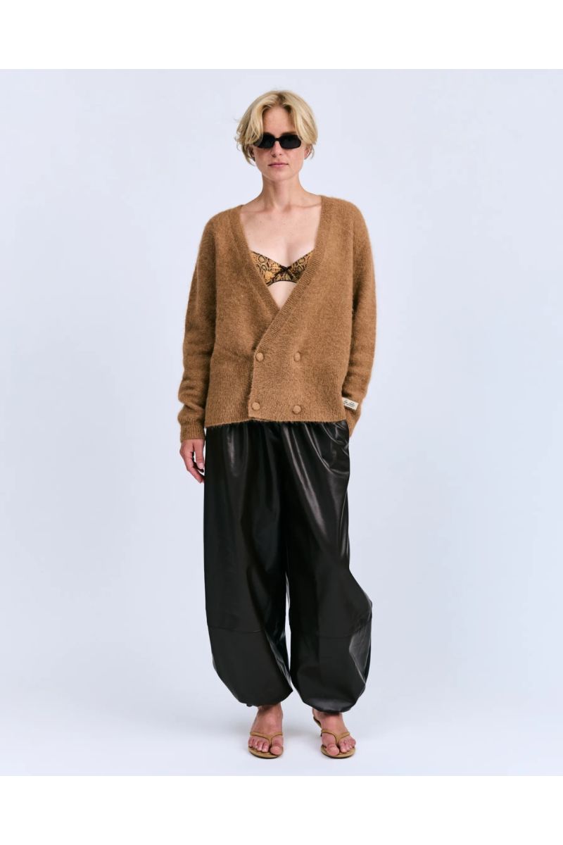Love Stories Iris Comfy Buttoned Cardigan Brown