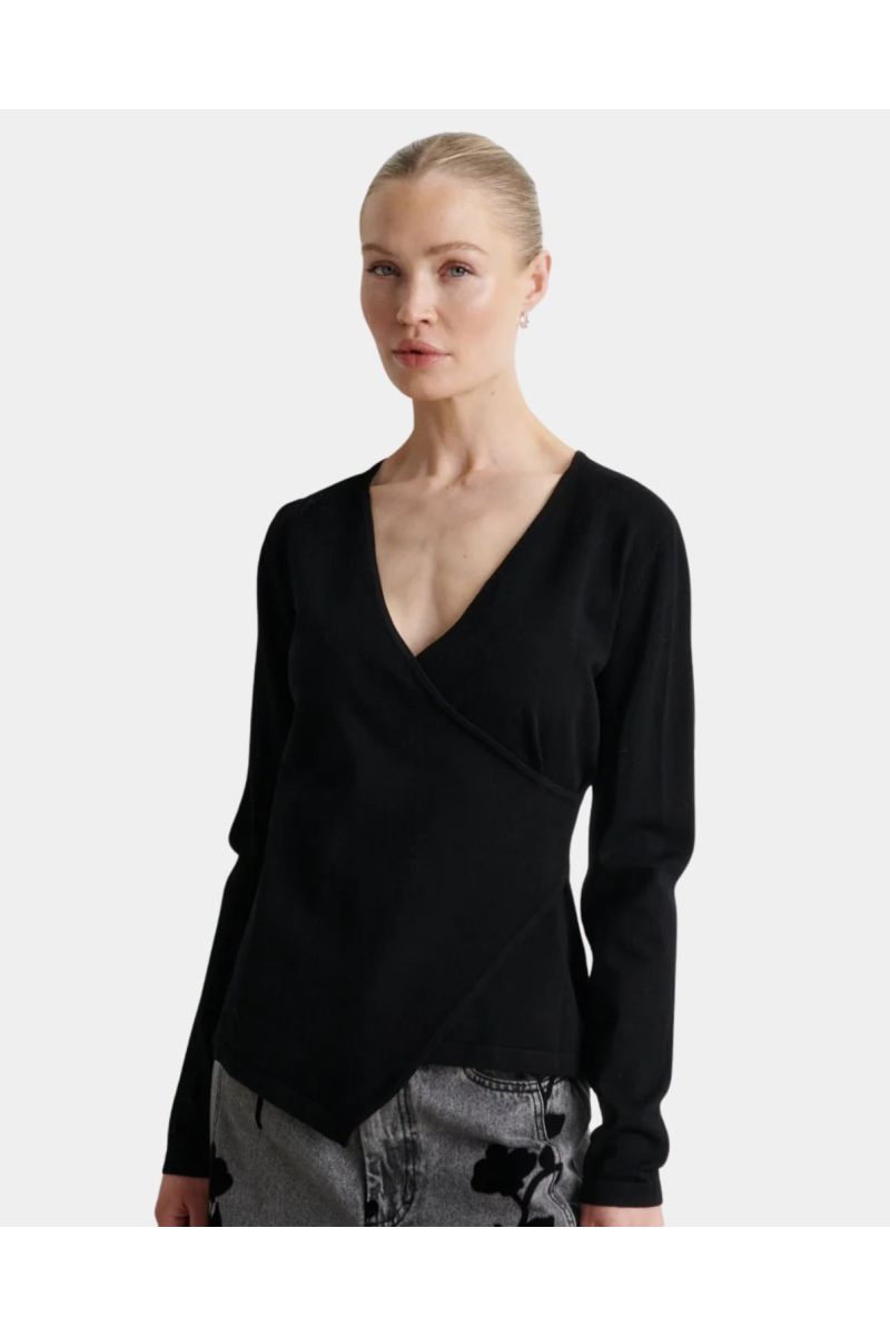 Second Female Stina Knit Wrap V-Neck zwart