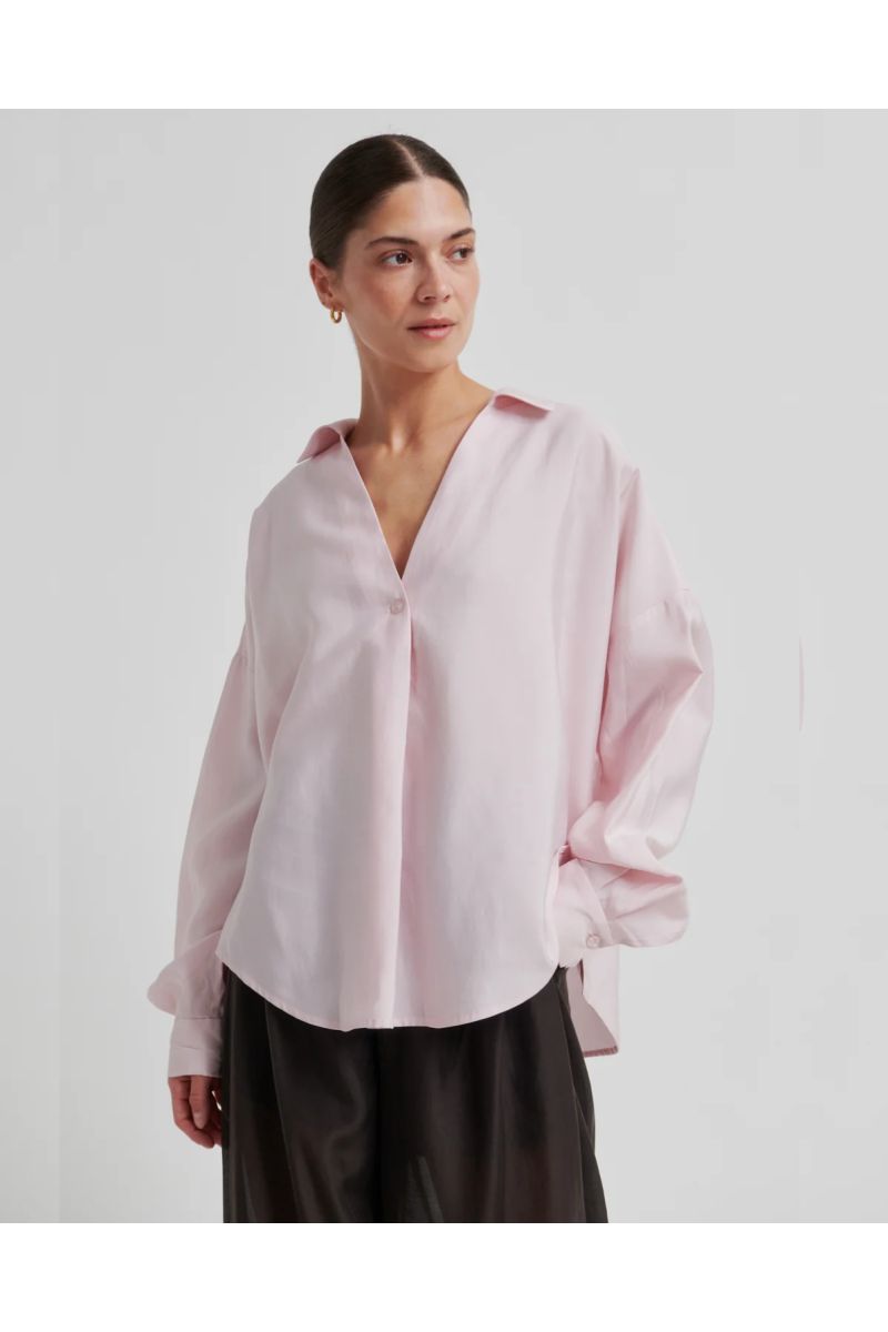 Second Female Timeline Blouse Pale Lilac