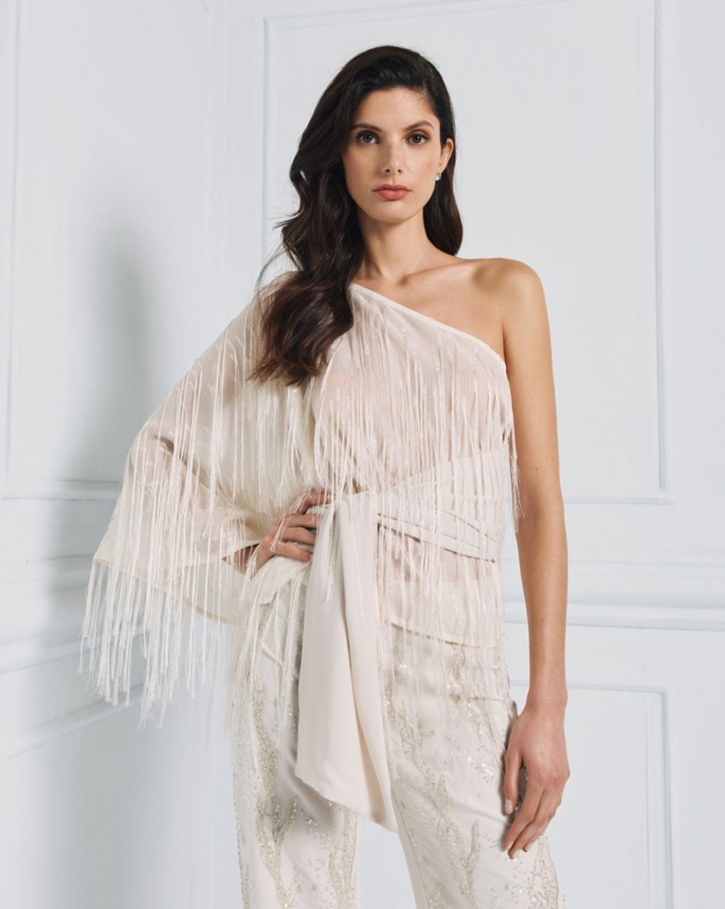 Access One-shoulder blouse with fringes-O.S