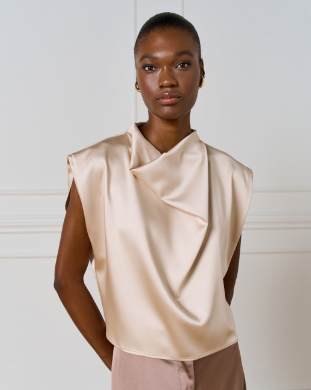 Access Sleeveless Draped Top Vanilla