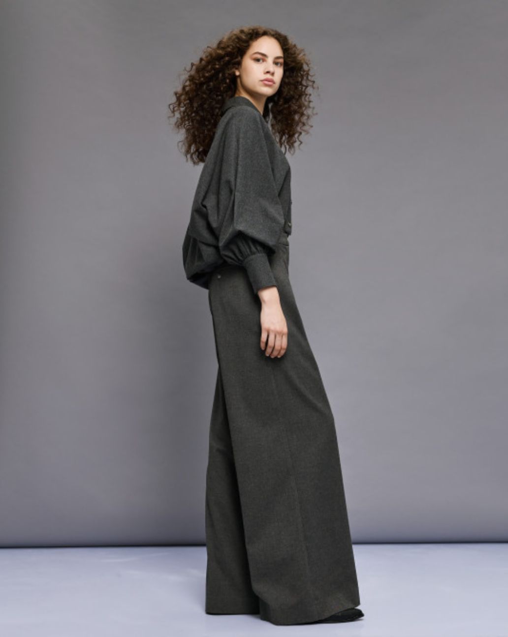 Access Wide-leg Pants Coal