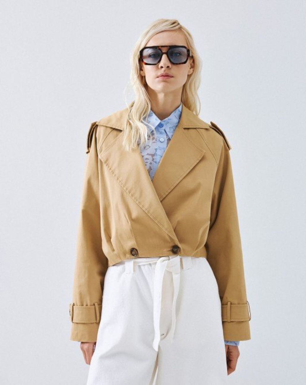 Access Cropped Trench Coat Pleats Beige