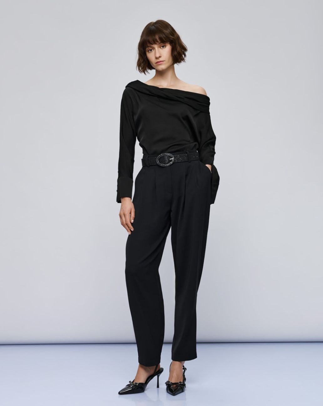 Access Long-Sleeved Blouse Black 