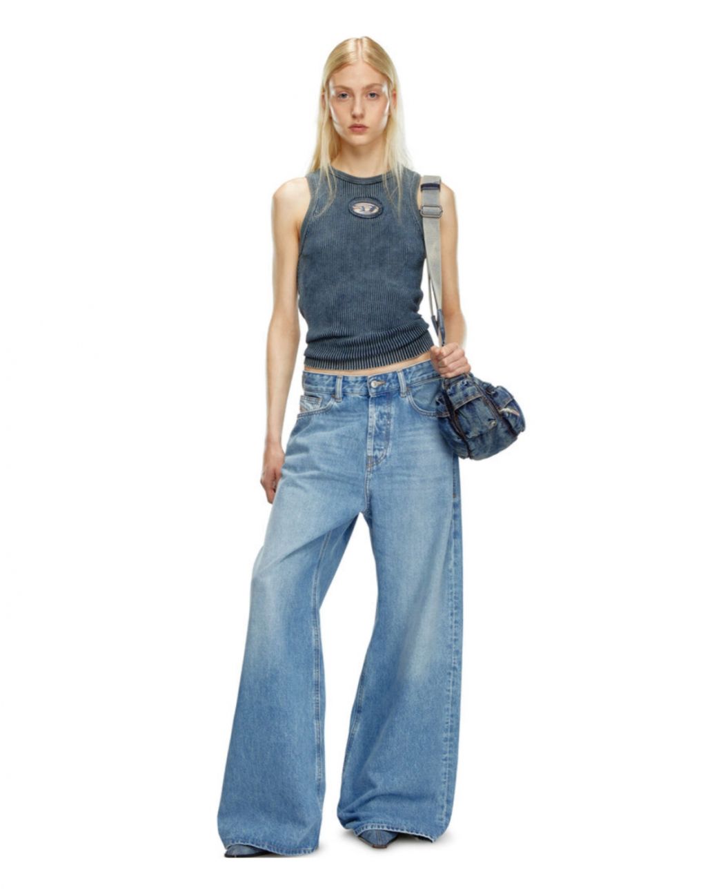 Diesel Relaxed Jeans 1996 D-Sire 09i29 Light Blue