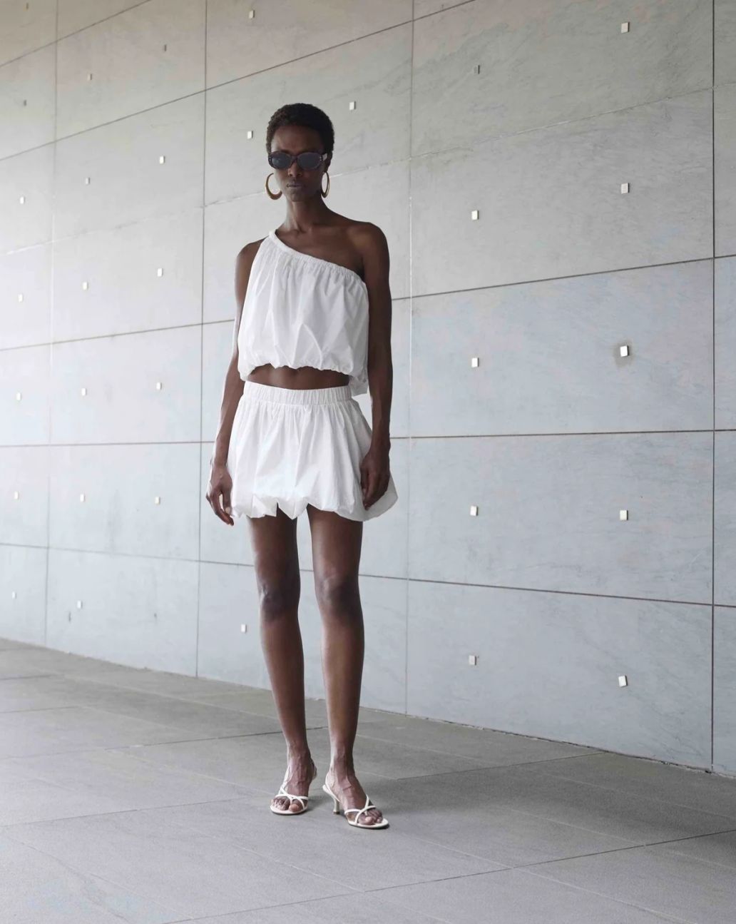 Eleh Off Shoulder Top Wit