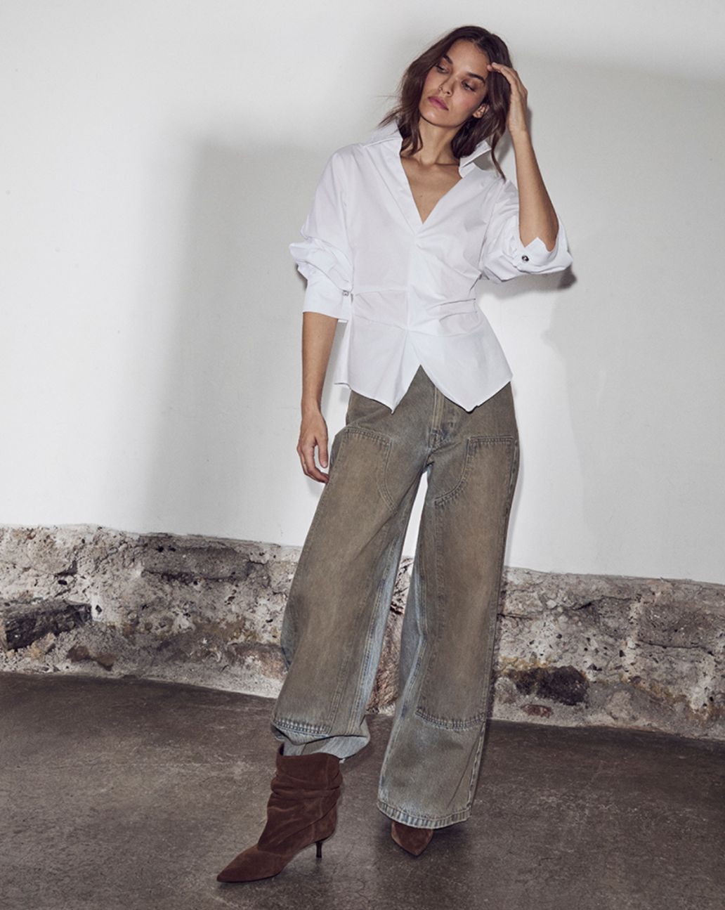 Haute L'Amitié Bell Zip Ball Shirt White