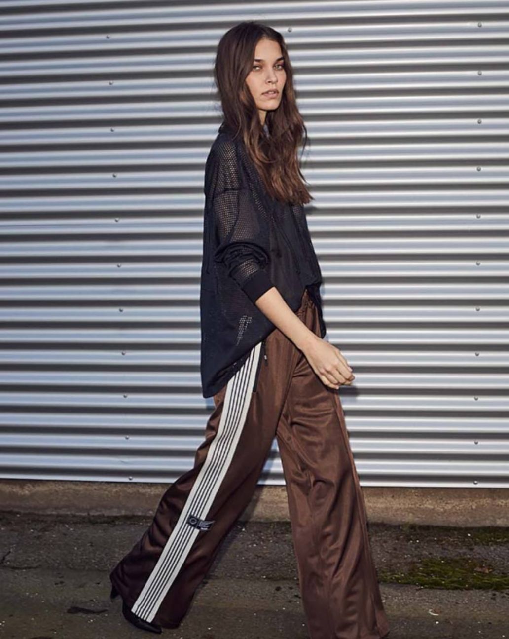 Haute L'amitie Baggy Track Tall Pants Mocca
