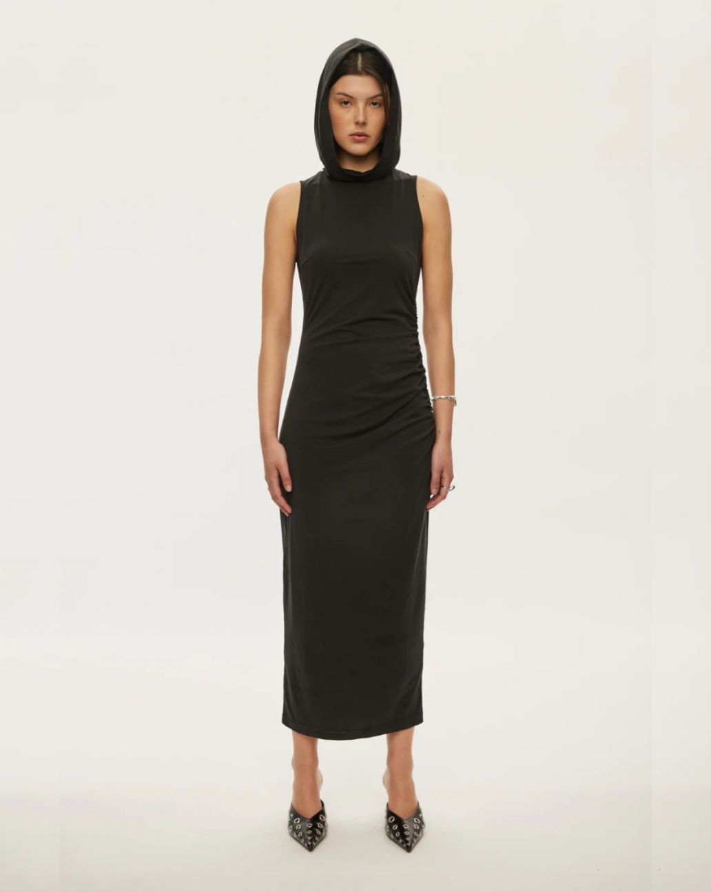  Oval Square Hope hood Dress Zwart