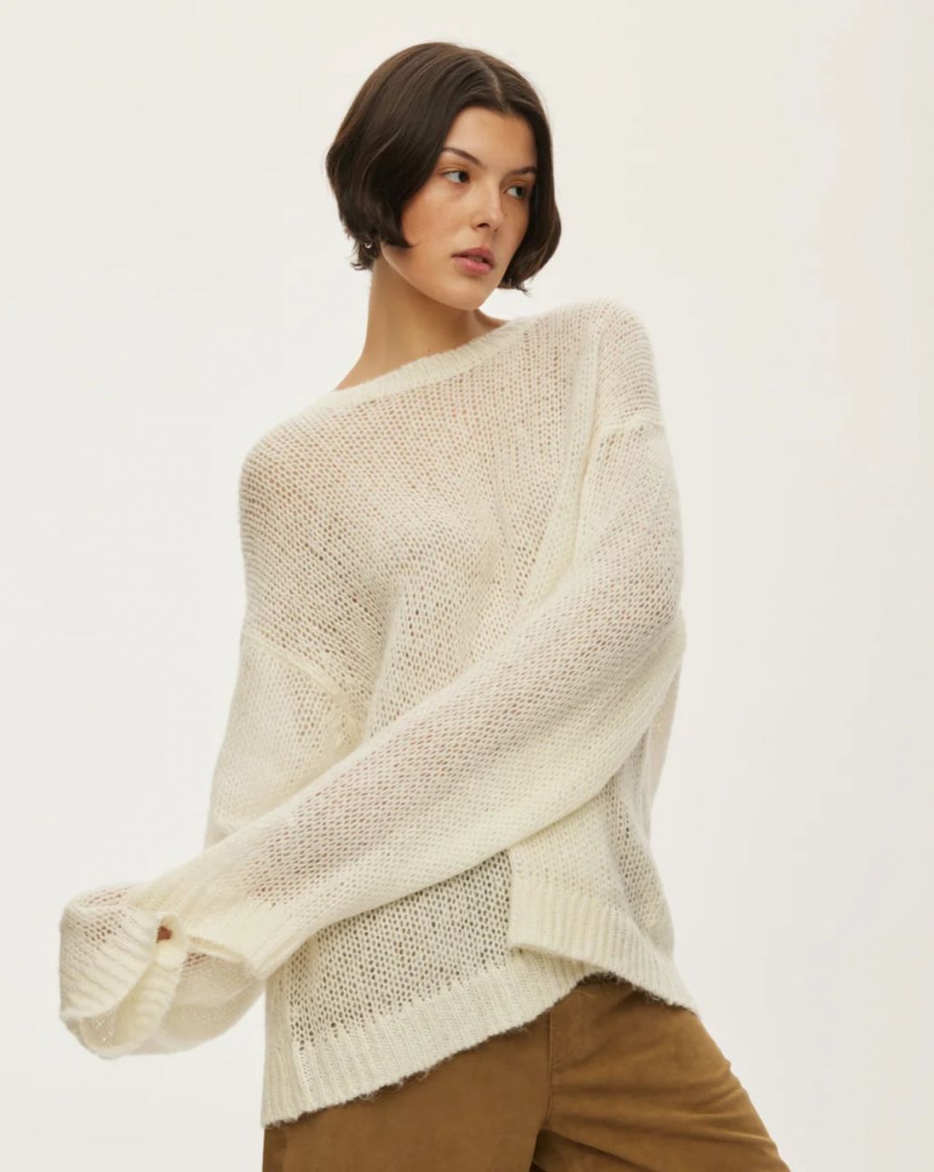  Oval Square Light Oversized Knit
