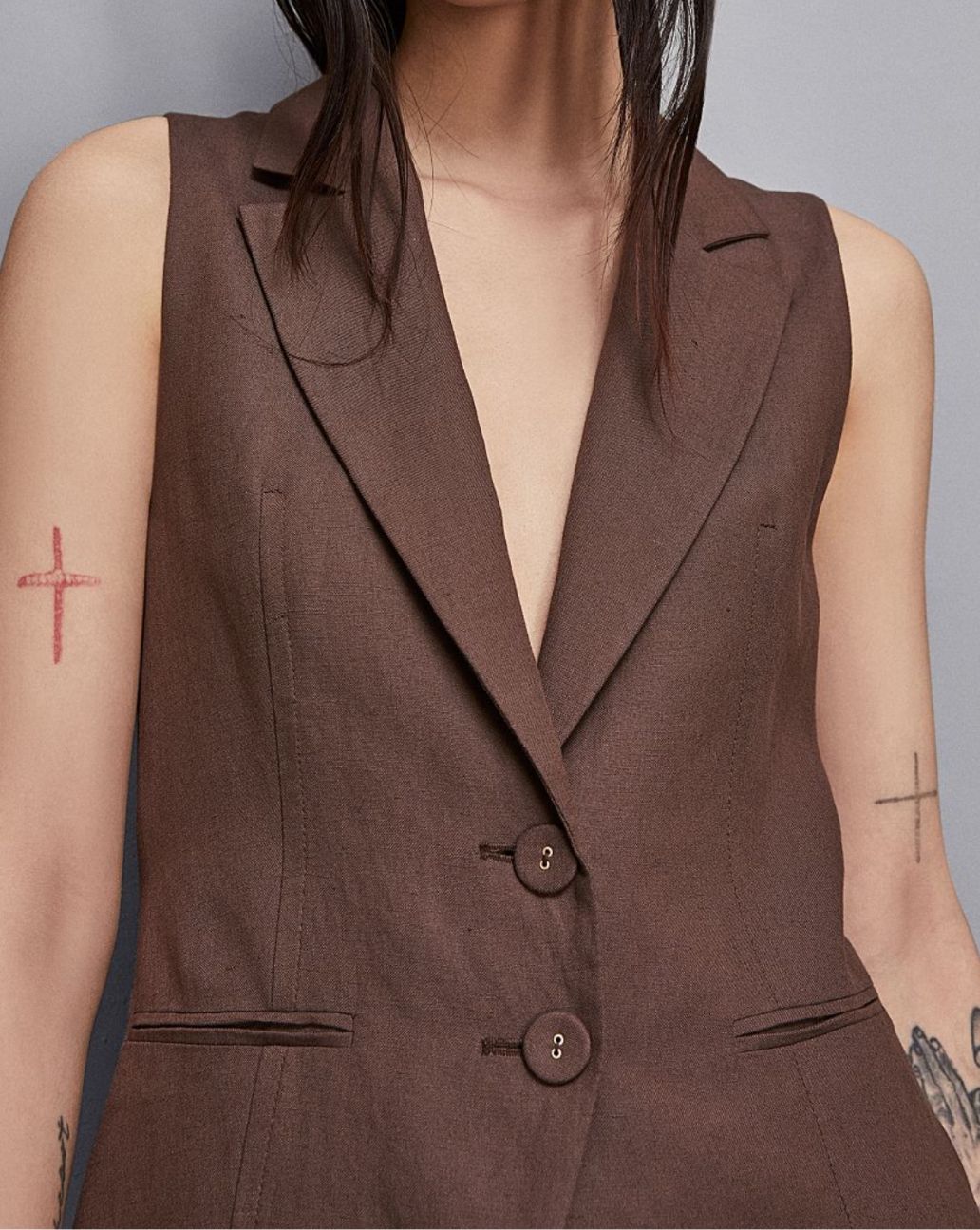 Patrizia Pepe Essential Gilet Bruin 2S1530 