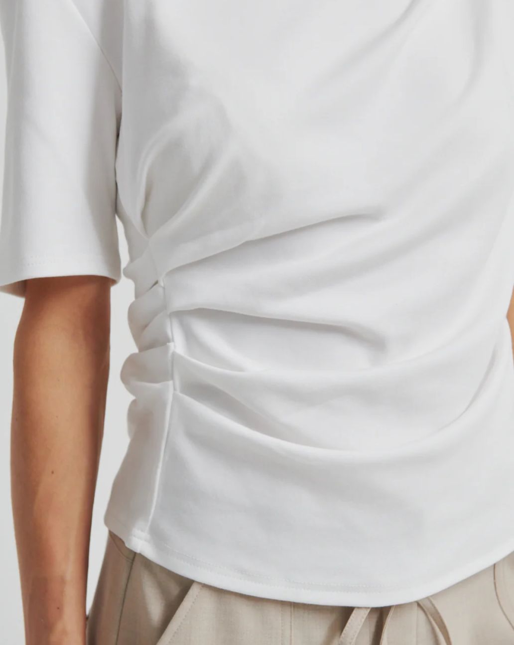 Second Female Ulina Drape Tee Wit