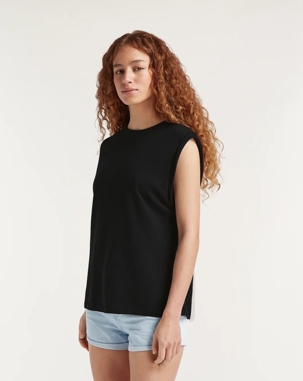 Denham Kura Muscle Tank Cotton Linen Black