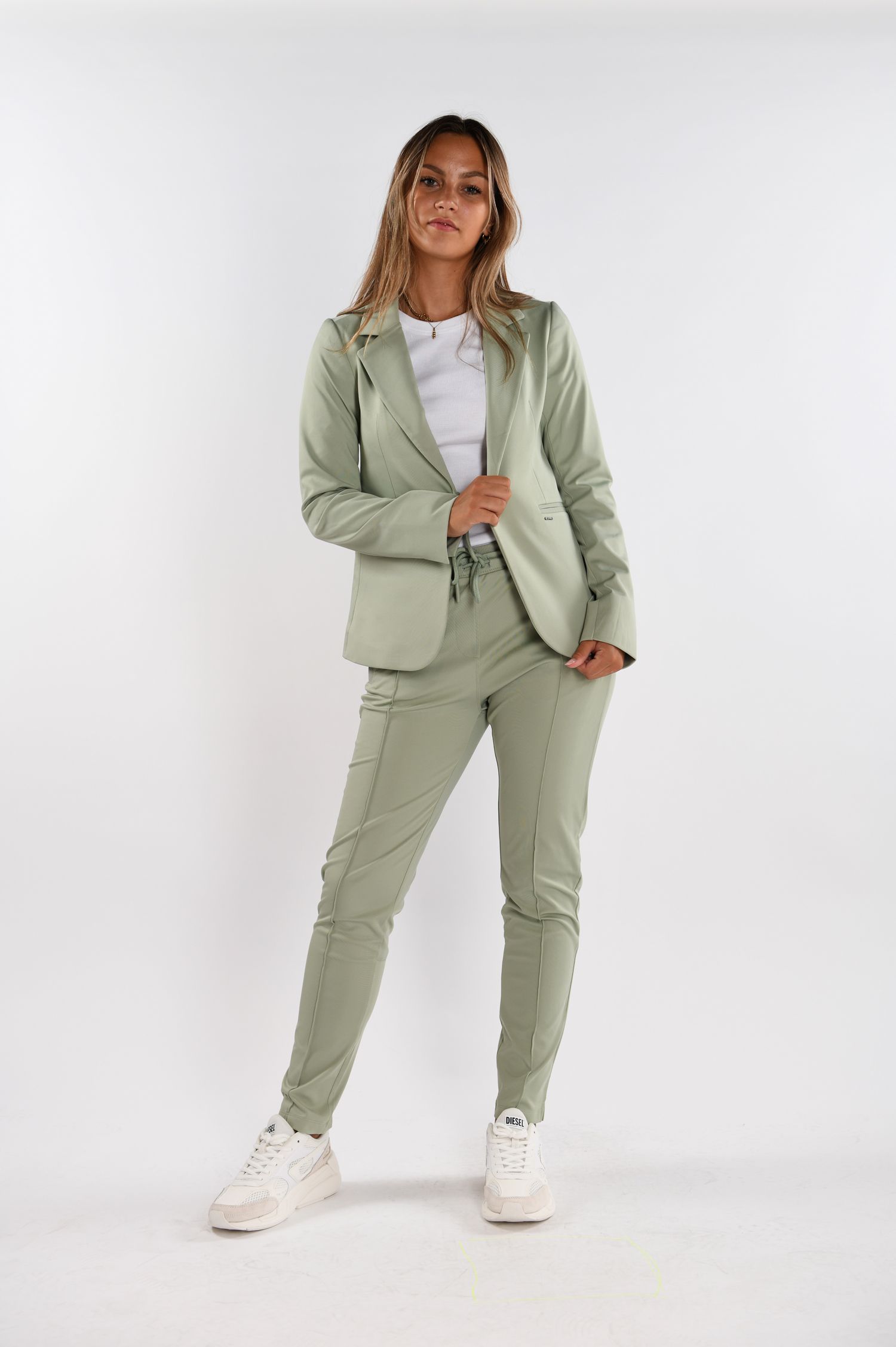 Elias Rumelis Lydia Blazer Matcha online kopen bij LDH Moda. Blazer