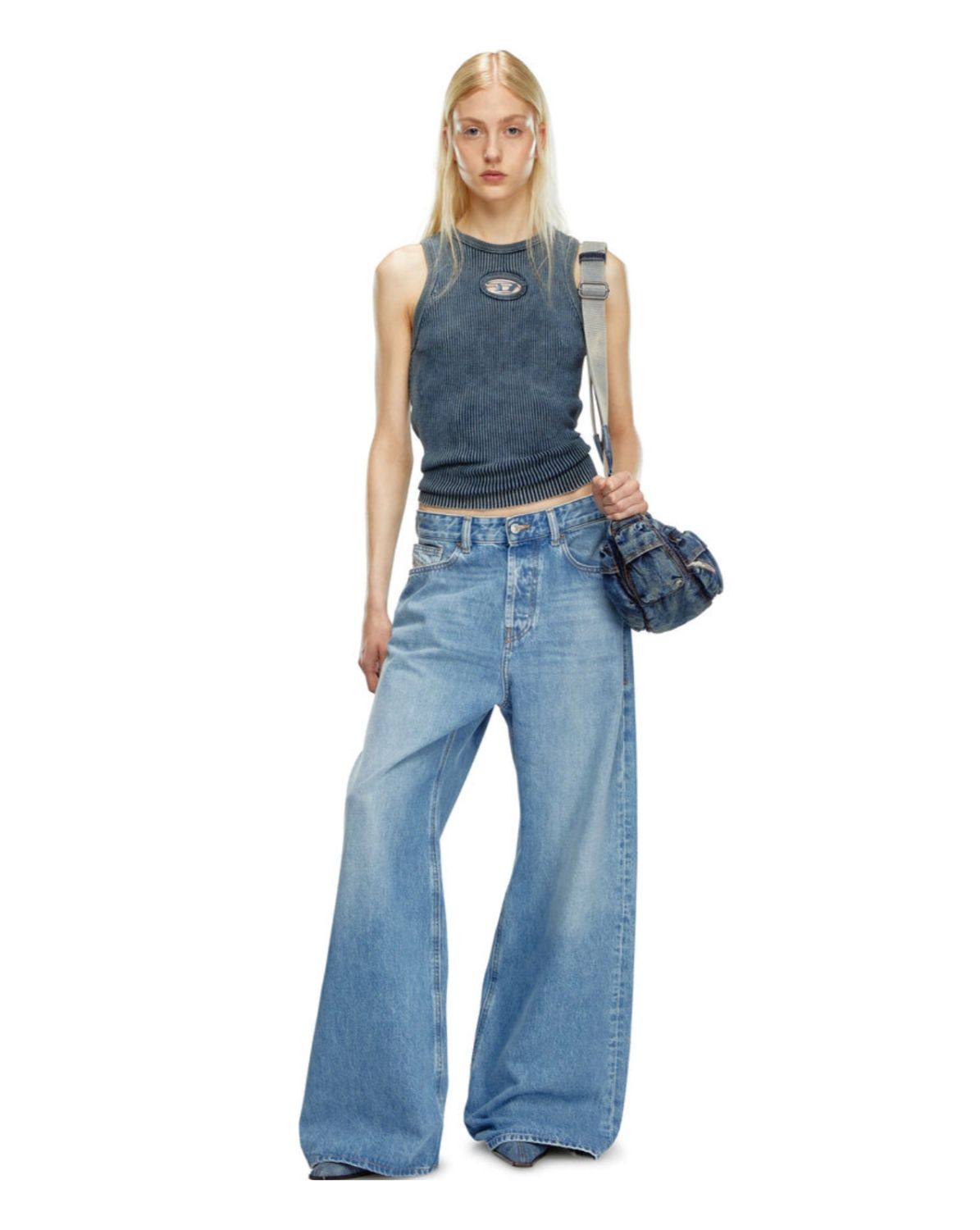 Diesel Relaxed Jeans 1996 D-Sire 09i29 Light Blue online kopen bij